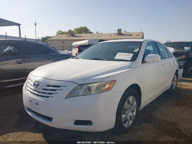 46127837 :رقم المزاد ، 4T1BE46K17U720982 vin ، 2007 Toyota Camry Le مزاد بيع
