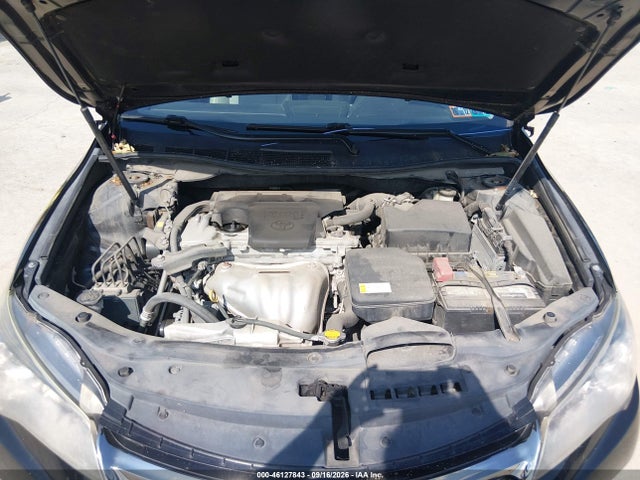 46127843 :رقم المزاد ، 4T1BF1FK8FU107896 vin ، 2015 Toyota Camry Se مزاد بيع
