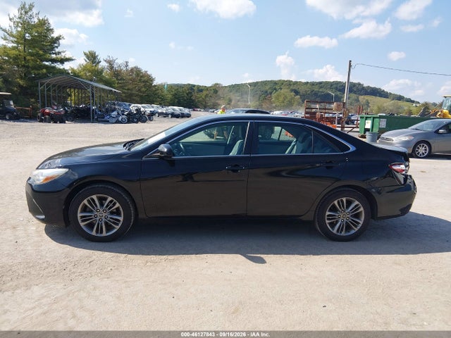 46127843 :رقم المزاد ، 4T1BF1FK8FU107896 vin ، 2015 Toyota Camry Se مزاد بيع
