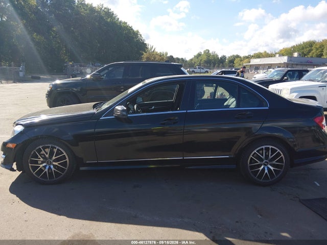 Продажа на аукционе авто 2013 Mercedes-benz C 300 Sport 4matic, vin: WDDGF8AB5DR279657, номер лота: 46127876
