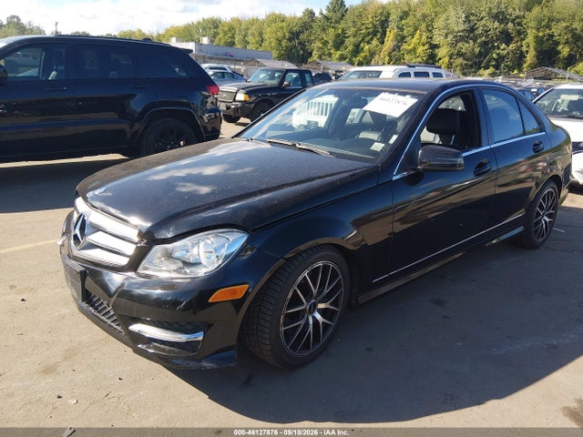 Продажа на аукционе авто 2013 Mercedes-benz C 300 Sport 4matic, vin: WDDGF8AB5DR279657, номер лота: 46127876