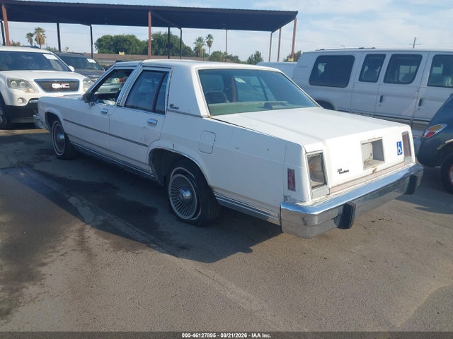 1987 Ford Crown Victoria მანქანა იყიდება აუქციონზე, vin: 2FABP73F3HX212326, აუქციონის ნომერი: 46127895