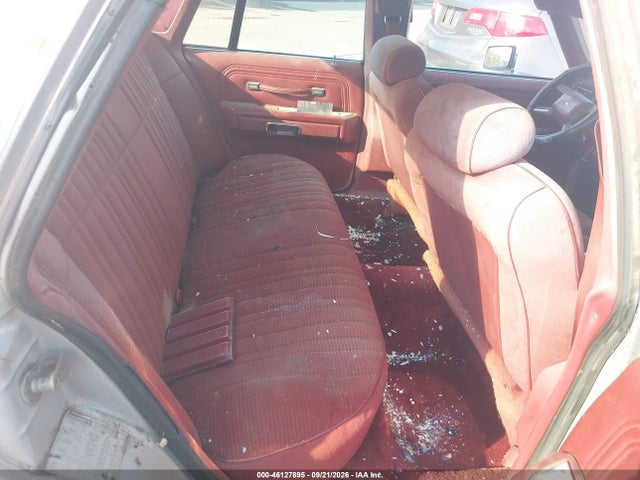 1987 Ford Crown Victoria მანქანა იყიდება აუქციონზე, vin: 2FABP73F3HX212326, აუქციონის ნომერი: 46127895