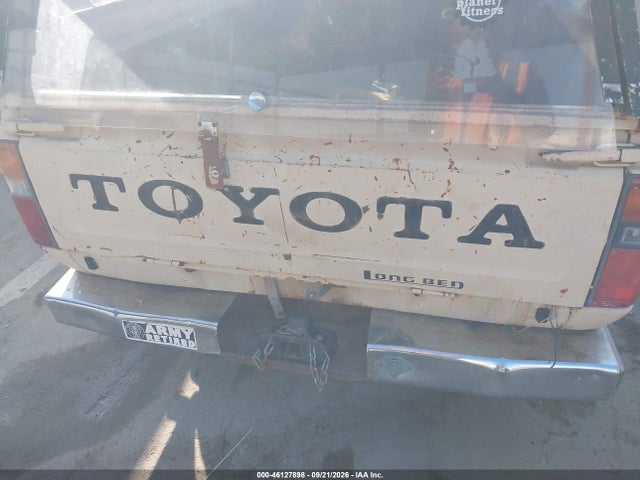 1980 Toyota Pickup მანქანა იყიდება აუქციონზე, vin: RN42091018, აუქციონის ნომერი: 46127898
