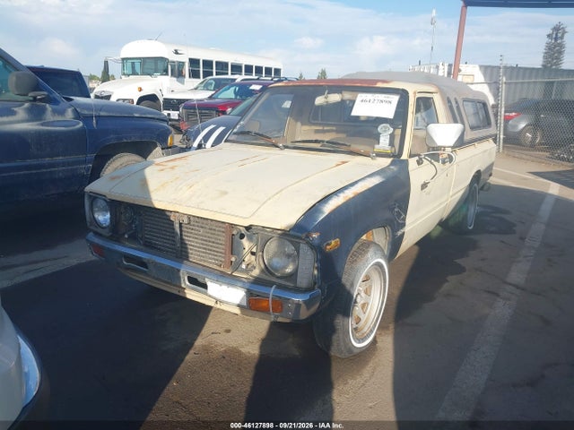 1980 Toyota Pickup მანქანა იყიდება აუქციონზე, vin: RN42091018, აუქციონის ნომერი: 46127898
