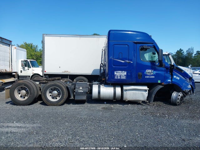 2022 Freightliner New Cascadia 116 მანქანა იყიდება აუქციონზე, vin: 3AKJHPDV0NSMV7485, აუქციონის ნომერი: 46127909