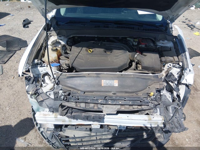 3FA6P0H91GR140132 Ford FUSION SE