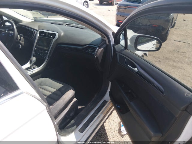 3FA6P0H91GR140132 Ford FUSION SE