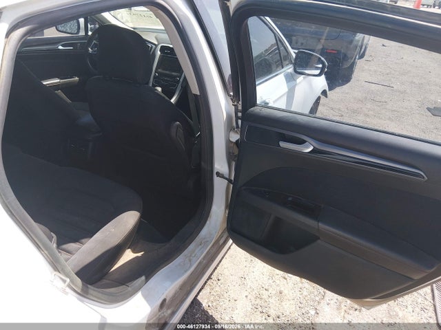 3FA6P0H91GR140132 Ford FUSION SE