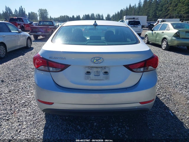 Hyundai ELANTRA SE 2015 5NPDH4AE3FH615083 Image 17