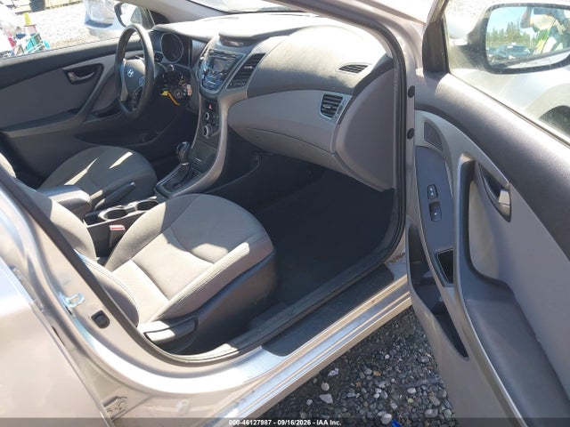 Hyundai ELANTRA SE 2015 5NPDH4AE3FH615083 Image 18