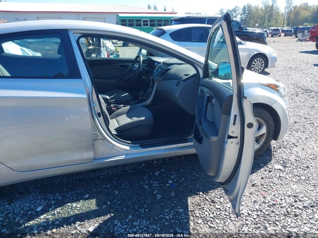 Hyundai ELANTRA SE 2015 5NPDH4AE3FH615083 Image 5