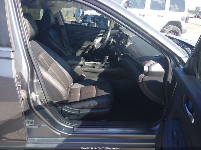 46128114 :رقم المزاد ، 1N4BL4CV8LC136240 vin ، 2020 Nissan Altima Sr Fwd مزاد بيع