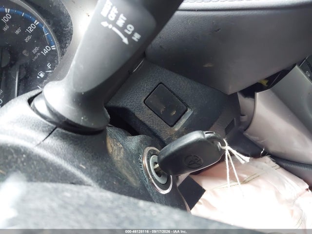 Продажа на аукционе авто 2018 Toyota Rav4 Le, vin: JTMBFREV2JD236336, номер лота: 46128116