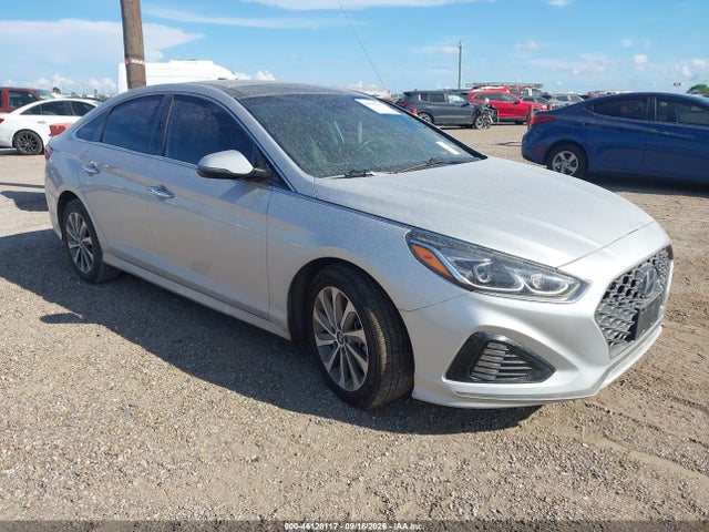 Продажа на аукционе авто 2019 Hyundai Sonata Limited, vin: 5NPE34AFXKH752530, номер лота: 46128117