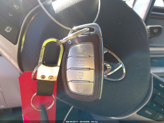Продажа на аукционе авто 2019 Hyundai Sonata Limited, vin: 5NPE34AFXKH752530, номер лота: 46128117