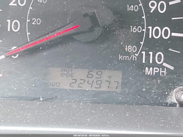 2005 Toyota Corolla Le მანქანა იყიდება აუქციონზე, vin: 1NXBR32E95Z360565, აუქციონის ნომერი: 46128140