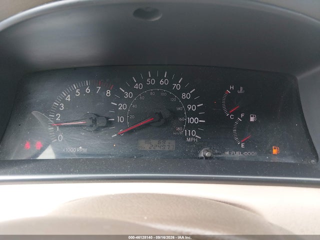 2005 Toyota Corolla Le მანქანა იყიდება აუქციონზე, vin: 1NXBR32E95Z360565, აუქციონის ნომერი: 46128140