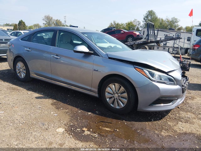 Aukcja sprzedaży 2017 Hyundai Sonata Hybrid Se, vin: KMHE24L13HA048461, numer aukcji: 46128174