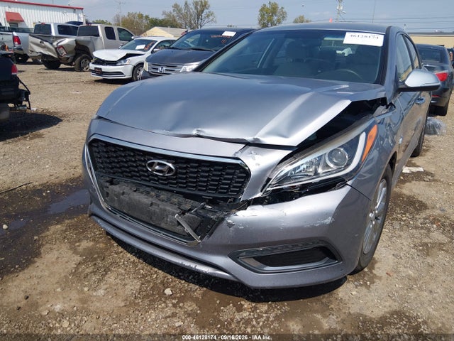 Aukcja sprzedaży 2017 Hyundai Sonata Hybrid Se, vin: KMHE24L13HA048461, numer aukcji: 46128174