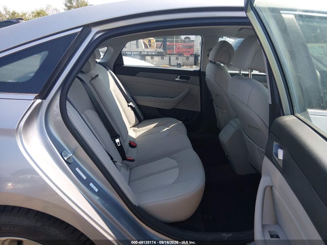 Aukcja sprzedaży 2017 Hyundai Sonata Hybrid Se, vin: KMHE24L13HA048461, numer aukcji: 46128174