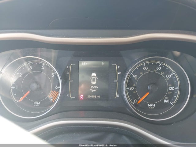 Продажа на аукционе авто 2015 Jeep Cherokee Sport, vin: 1C4PJLAB3FW579441, номер лота: 46128179