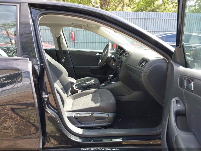 46128257 :رقم المزاد ، 3VW267AJ3GM258671 vin ، 2016 Volkswagen Jetta 1.4t S مزاد بيع