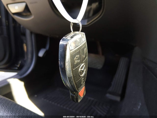 Продажа на аукционе авто 2013 Mercedes-benz C 300 Luxury 4matic, vin: WDDGF8AB4DF969787, номер лота: 46128261