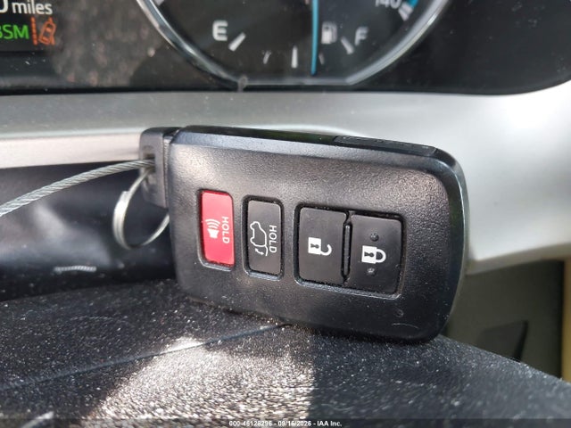 Продаж на аукціоні авто 2017 Toyota Rav4 Hybrid Limited, vin: JTMDJREV7HD140672, номер лоту: 46128296