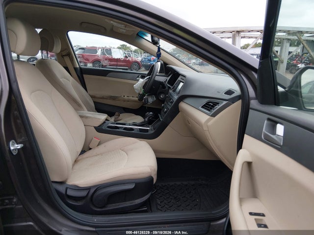 2016 Hyundai Sonata Se მანქანა იყიდება აუქციონზე, vin: 5NPE24AF9GH390944, აუქციონის ნომერი: 46128329