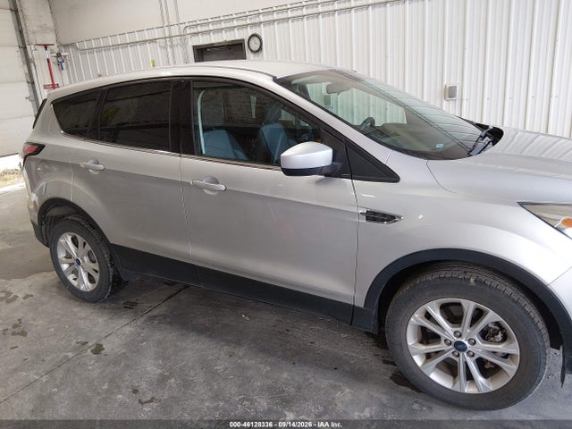 Ford ESCAPE SE 2017 1FMCU9GD4HUE50412 Image 13