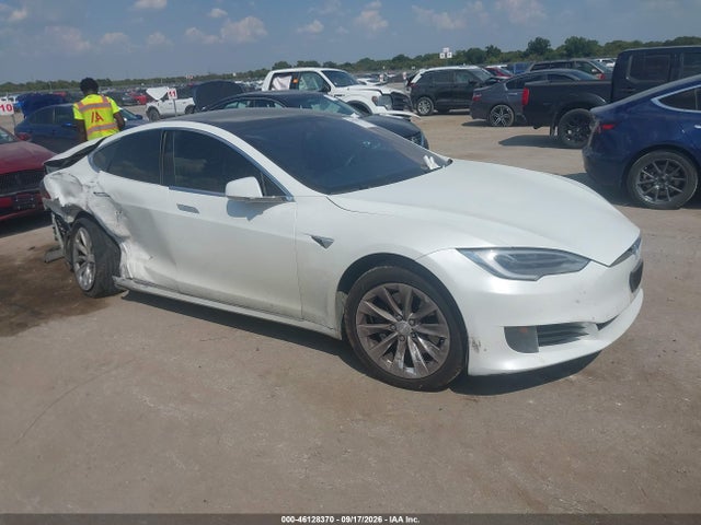 2017 Tesla Model S 60/75 მანქანა იყიდება აუქციონზე, vin: 5YJSA1E1XHF204492, აუქციონის ნომერი: 46128370