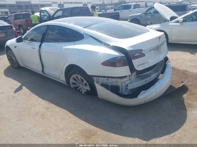 Продажа на аукционе авто 2017 Tesla Model S 60/75, vin: 5YJSA1E1XHF204492, номер лота: 46128370
