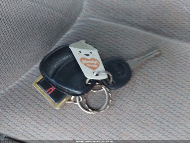 46128445 :رقم المزاد ، 3GKEC16Z93G345699 vin ، 2003 Gmc Yukon Xl 1500 Sle مزاد بيع