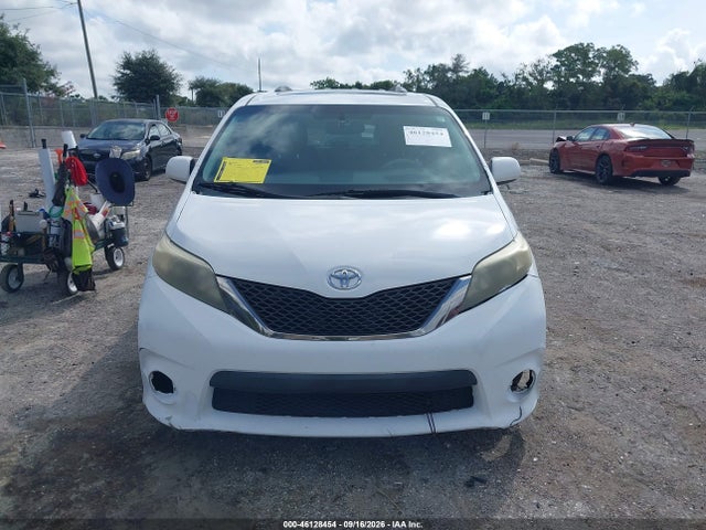 Продажа на аукционе авто 2012 Toyota Sienna Se 8 Passenger, vin: 5TDXK3DC7CS253963, номер лота: 46128454