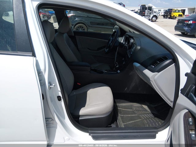 Продажа на аукционе авто 2015 Kia Optima Ex, vin: 5XXGN4A7XFG419970, номер лота: 46128485