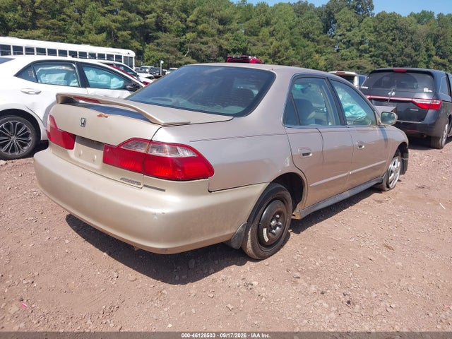 2000 Honda Accord 2.3 Se მანქანა იყიდება აუქციონზე, vin: 1HGCG5672YA051176, აუქციონის ნომერი: 46128503
