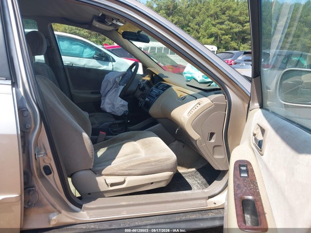 2000 Honda Accord 2.3 Se მანქანა იყიდება აუქციონზე, vin: 1HGCG5672YA051176, აუქციონის ნომერი: 46128503