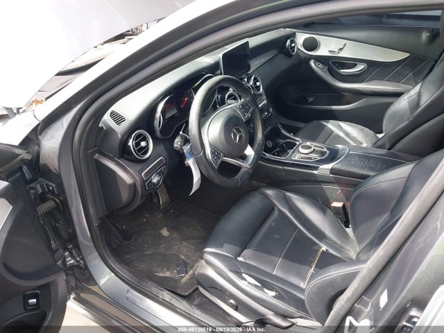 55SWF4JB8JU241256 Mercedes-Benz C 300