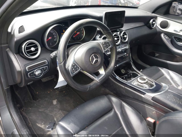 55SWF4JB8JU241256 Mercedes-Benz C 300
