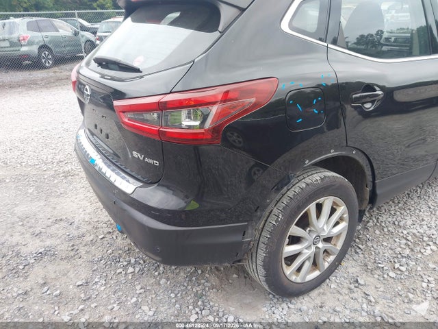 46128524 :رقم المزاد ، JN1BJ1CW9LW650784 vin ، 2020 Nissan Rogue Sport Sv Awd Xtronic Cvt مزاد بيع
