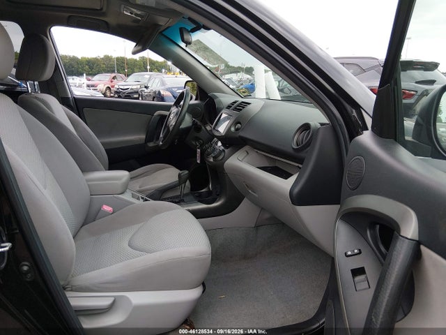 46128534 :رقم المزاد ، 2T3BF4DV1BW115371 vin ، 2011 Toyota Rav4 مزاد بيع
