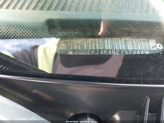 Продажа на аукционе авто 1994 Chevrolet Gmt-400 K1500, vin: 1GCEK14K4RE137444, номер лота: 46128539