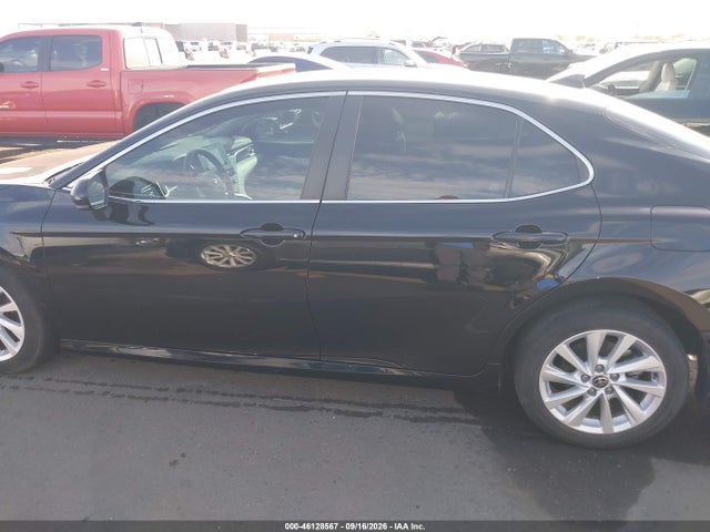 Toyota CAMRY LE 2022 4T1C11AK6NU651791 Image 14