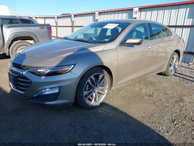 1G1ZD5ST4SF151674 Chevrolet Malibu Fwd 1lt