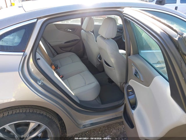 1G1ZD5ST4SF151674 Chevrolet Malibu Fwd 1lt