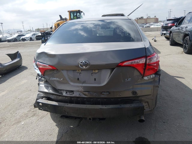 Продаж на аукціоні авто 2018 Toyota Corolla Le, vin: 5YFBURHE5JP813374, номер лоту: 46128635