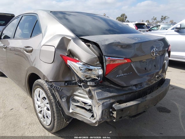 Продаж на аукціоні авто 2018 Toyota Corolla Le, vin: 5YFBURHE5JP813374, номер лоту: 46128635