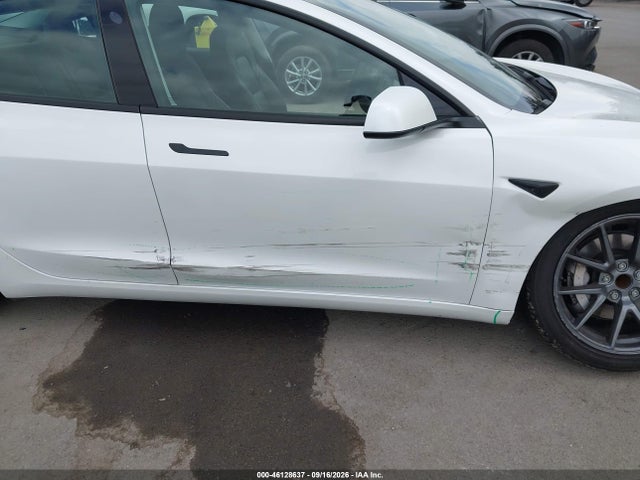 Tesla Model 3 Standard Range Plus Rear-wheel Drive 2021 5YJ3E1EA5MF074947 Image 6