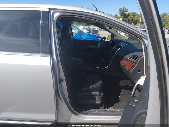 Продажа на аукционе авто 2013 Lincoln Mkx, vin: 2LMDJ8JK2DBL03718, номер лота: 46128646